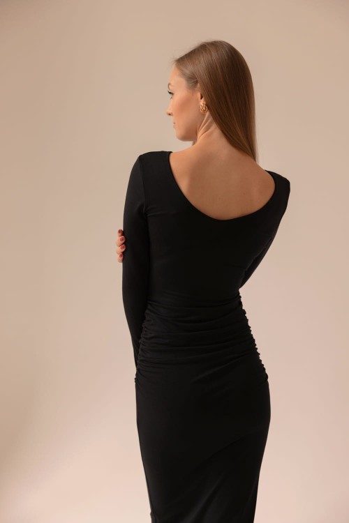 Amy Black IV.jpg