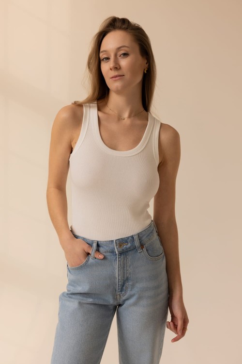 Luna Off White 1